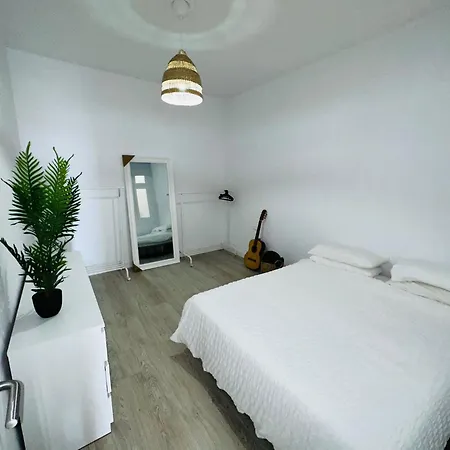 Modern & Comfortable Cristianos - Free Wifi *